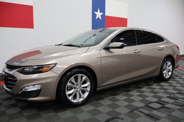 Used 2023 Chevrolet Malibu LT w/ Driver Confidence Package FWD image 2