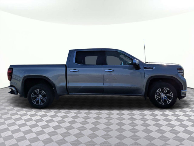 Used 2025 GMC Sierra 1500 SLT RWD image 2