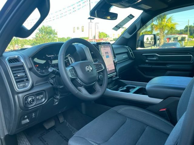 Used 2025 RAM 1500 Big Horn AWD/4WD image 6