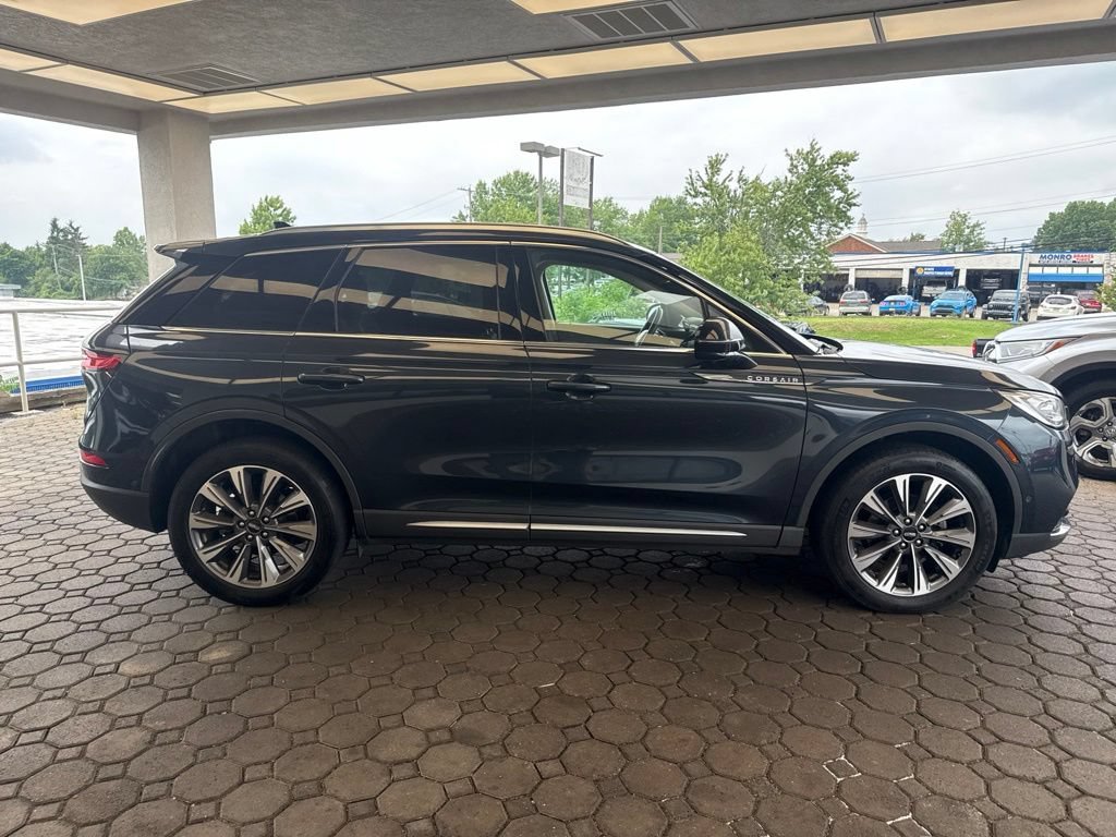 Used 2020 Lincoln Corsair Reserve w/ Equipment Group 202A AWD/4WD image 4