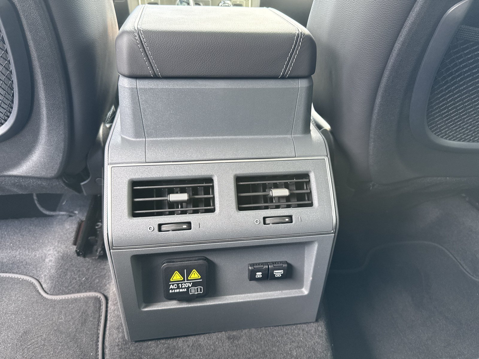 New 2026 INEOS Grenadier Station Wagon AWD/4WD image 18