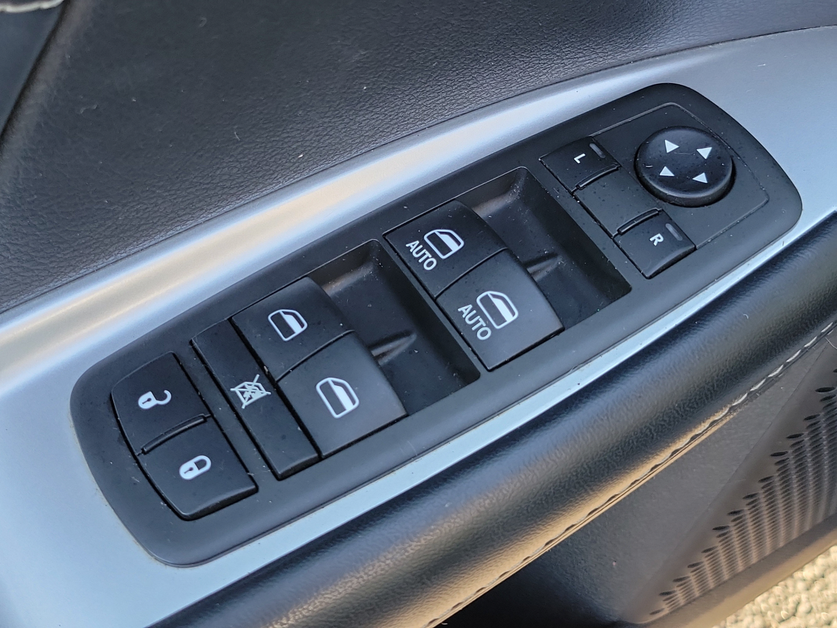 Used 2013 Dodge Journey Crew w/ Flexible Seating Group AWD/4WD image 25