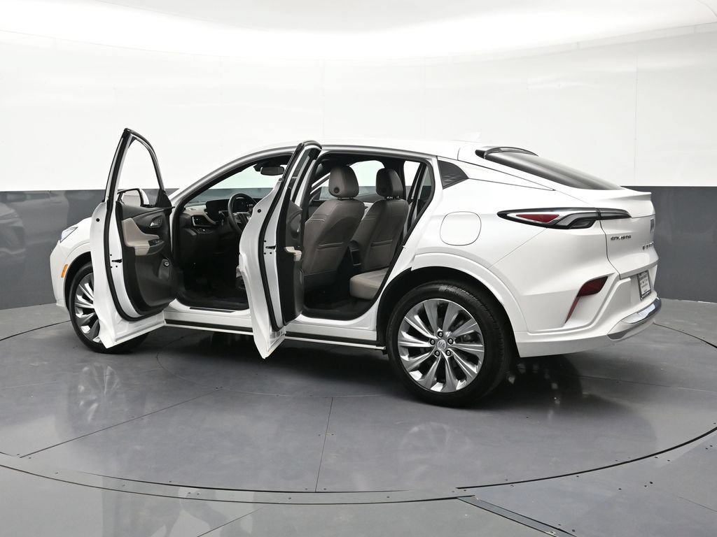 Used 2024 Buick Envista Sport Touring FWD image 35