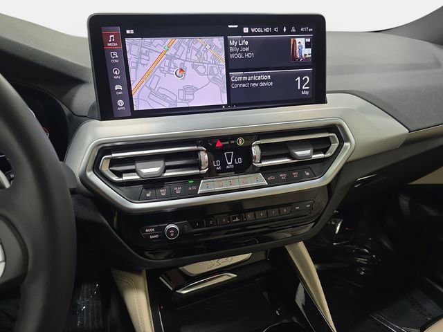 Certified 2025 BMW X4 xDrive30i AWD/4WD image 17