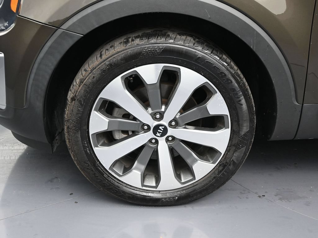 Used 2021 Kia Telluride EX w/ EX Premium Package FWD image 10