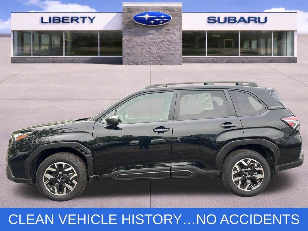 Used 2025 Subaru Forester Premium AWD/4WD image 2