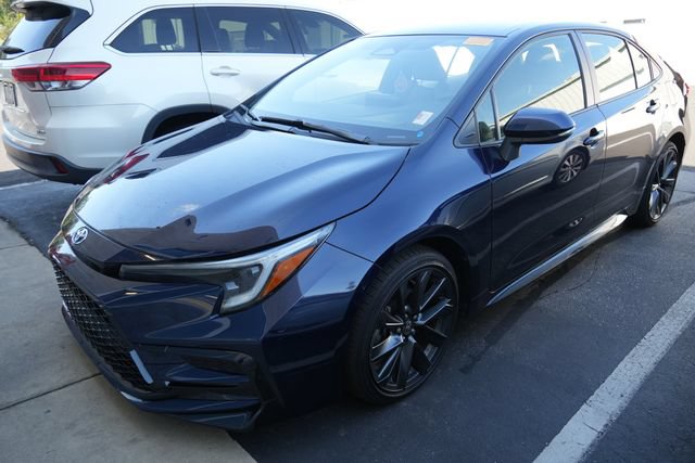 Used 2025 Toyota Corolla SE FWD image 5