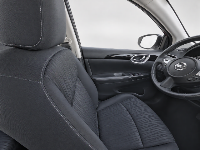 Used 2019 Nissan Sentra SV w/ Special Edition Package FWD image 19