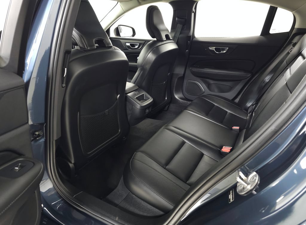Certified 2025 Volvo S60 B5 Core w/ Climate Package AWD/4WD image 28