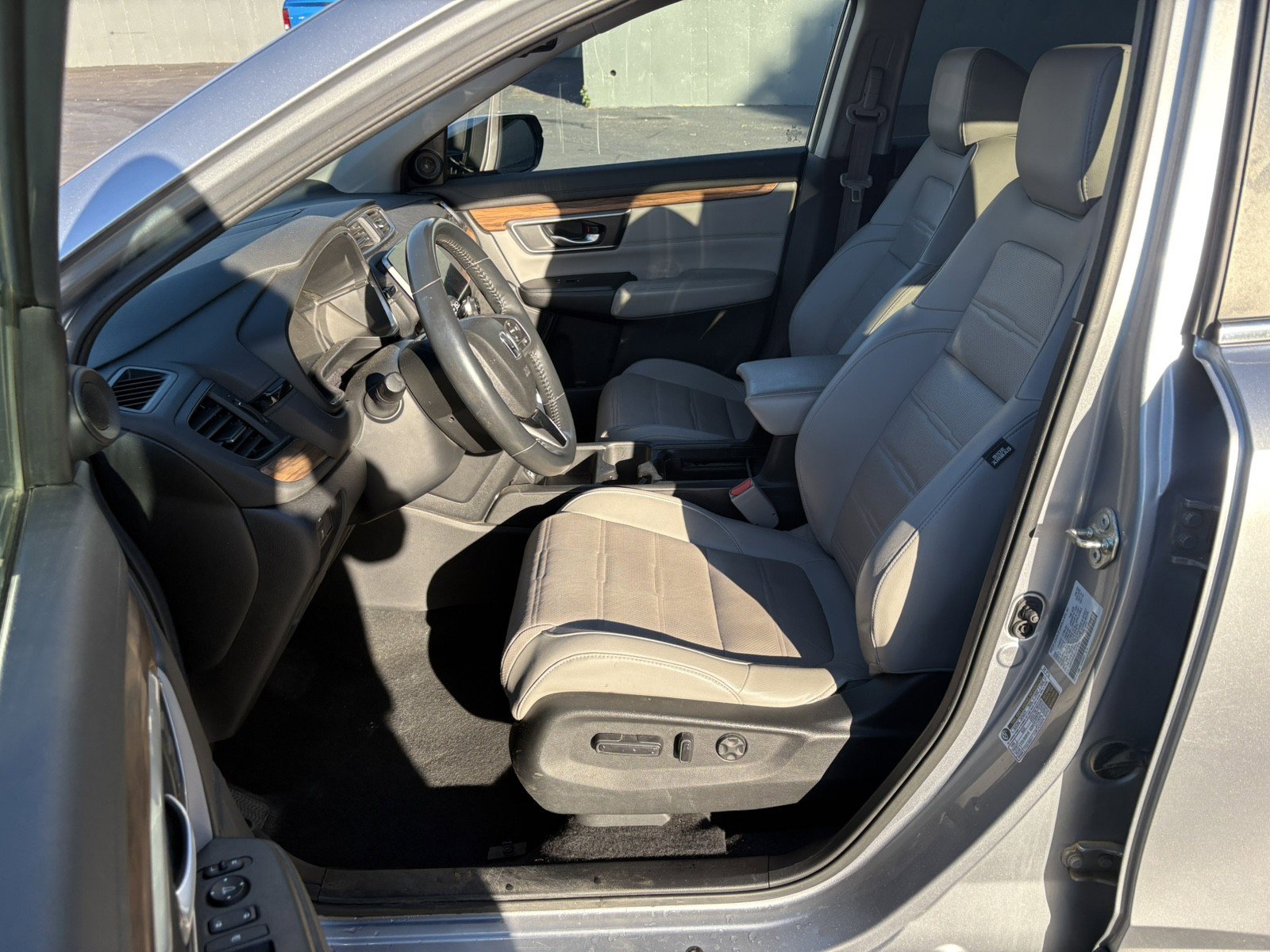 Used 2020 Honda CR-V EX-L image 9