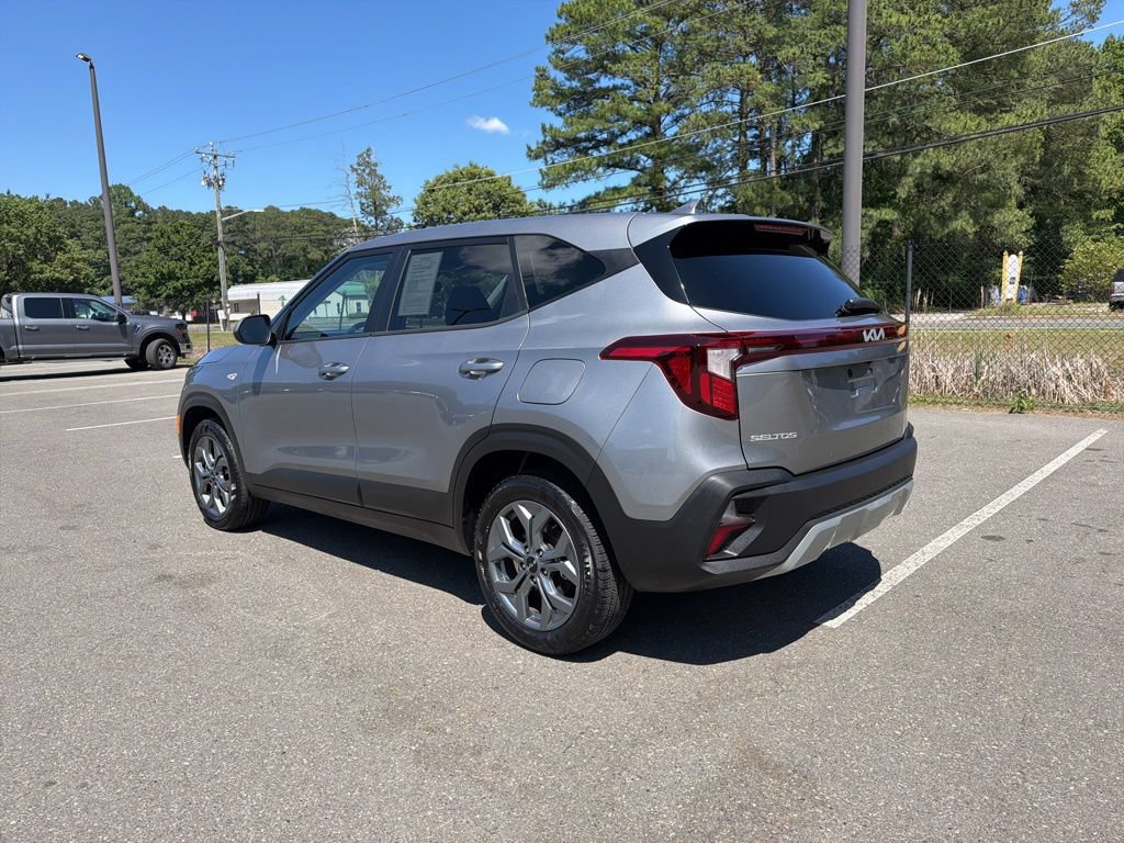 Certified 2025 Kia Seltos LX AWD/4WD image 7