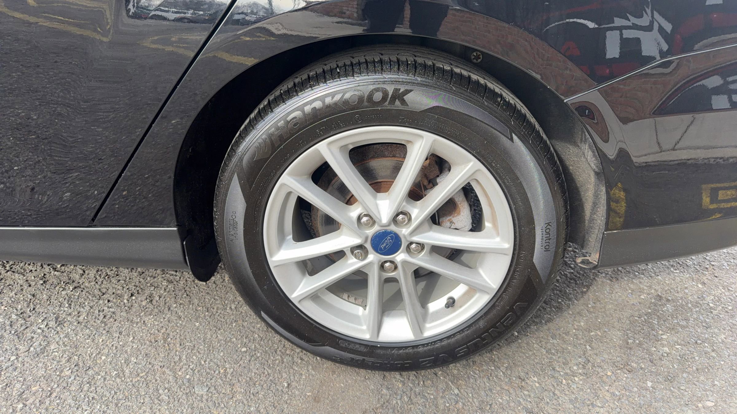 Used 2017 Ford Focus SE image 10