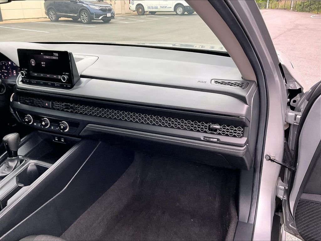Used 2024 Honda Accord LX image 13