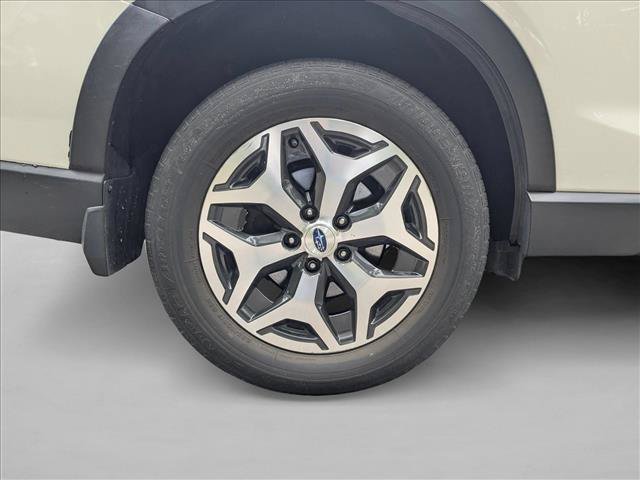 Used 2020 Subaru Forester Premium AWD/4WD image 4