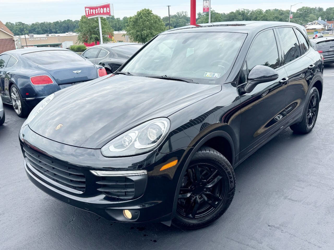 Used 2017 Porsche Cayenne image 2