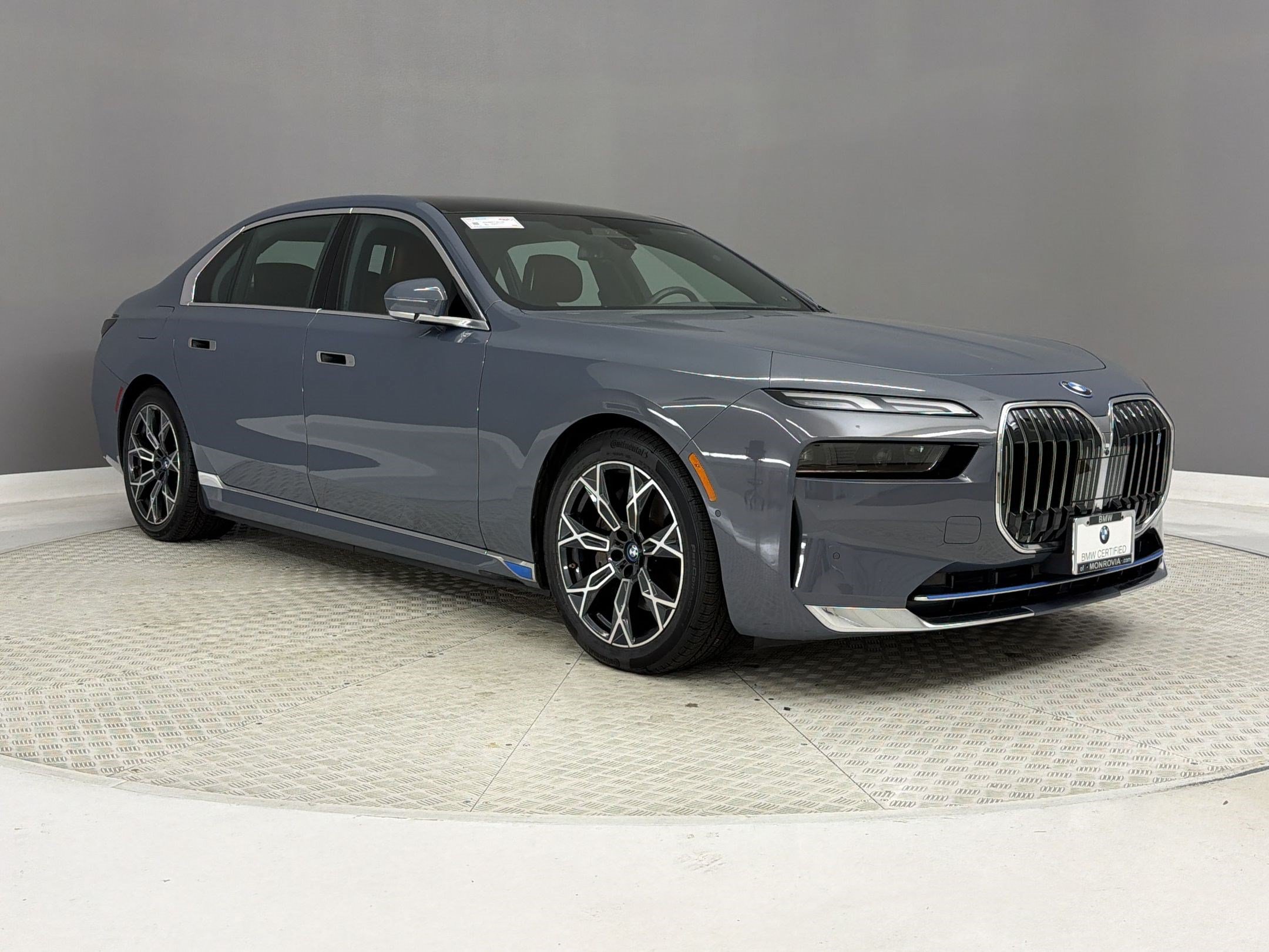 Certified 2023 BMW i7 xDrive60 AWD/4WD image 7