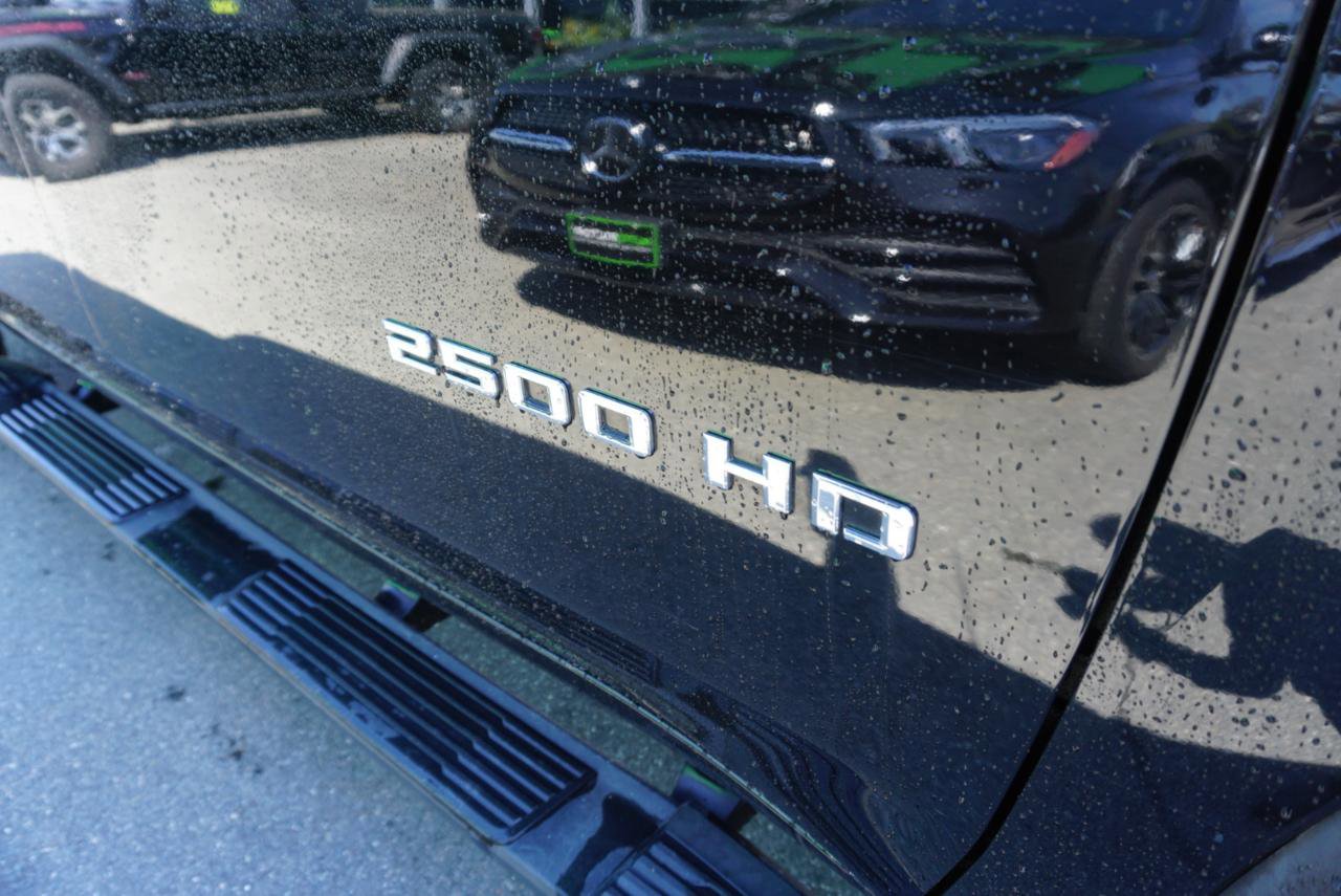 Used 2020 Chevrolet Silverado 2500 LTZ w/ Z71 Off-Road Package AWD/4WD image 6