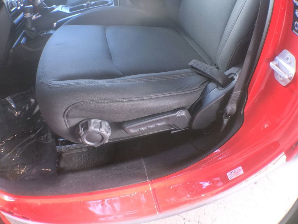 Used 2021 Jeep Wrangler Sport image 13