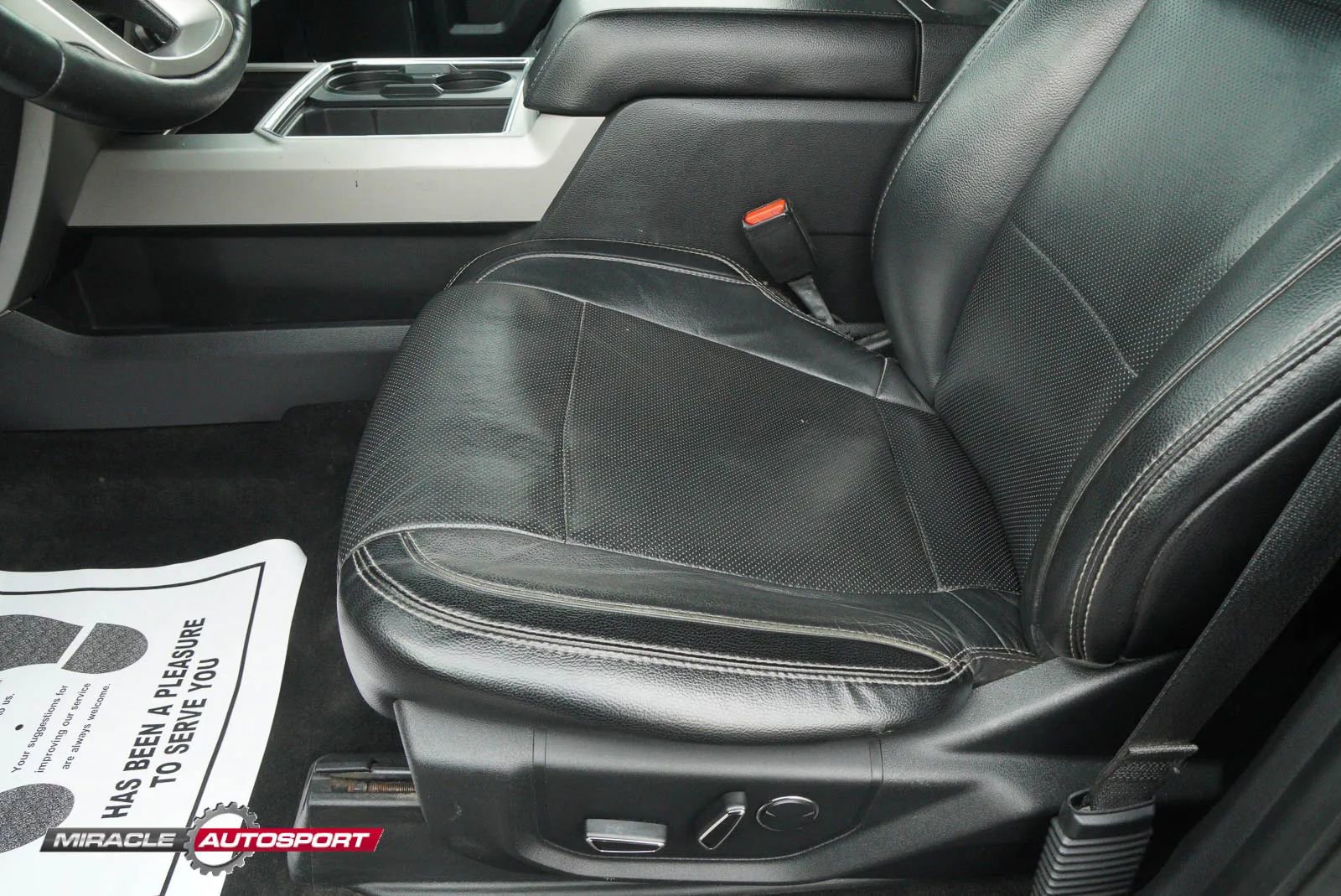 Used 2017 Ford F350 Lariat w/ Lariat Ultimate Package image 18