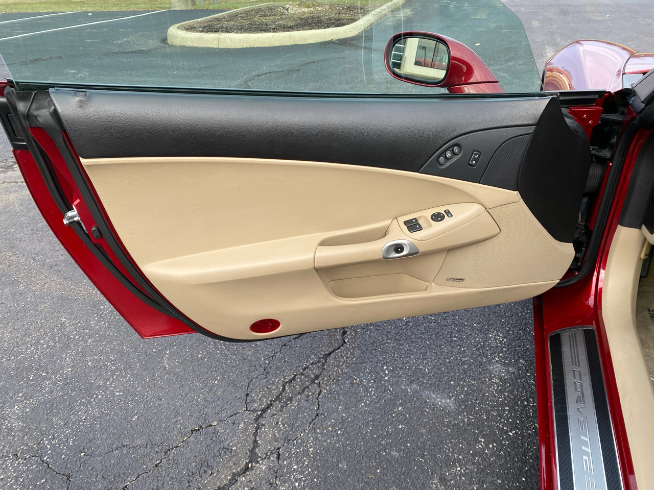 Used 2008 Chevrolet Corvette Convertible w/ Preferred Equipment Group image 23