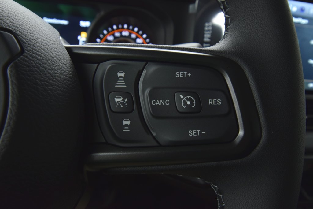 New 2026 Jeep Gladiator Sport AWD/4WD image 28