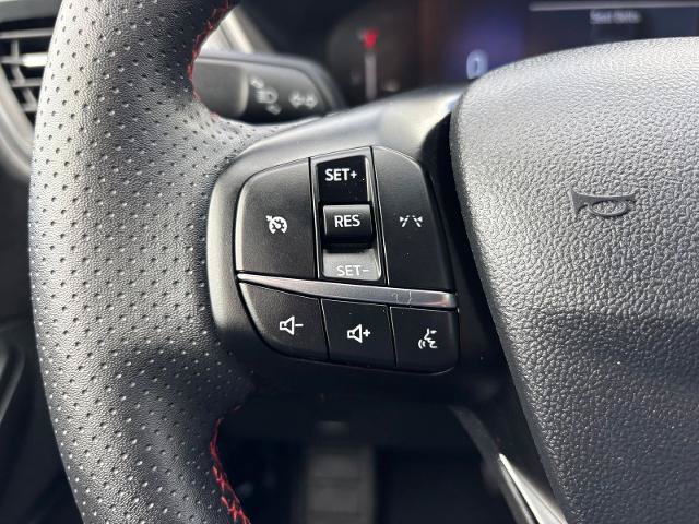 Certified 2025 Ford Escape ST-Line AWD/4WD image 25