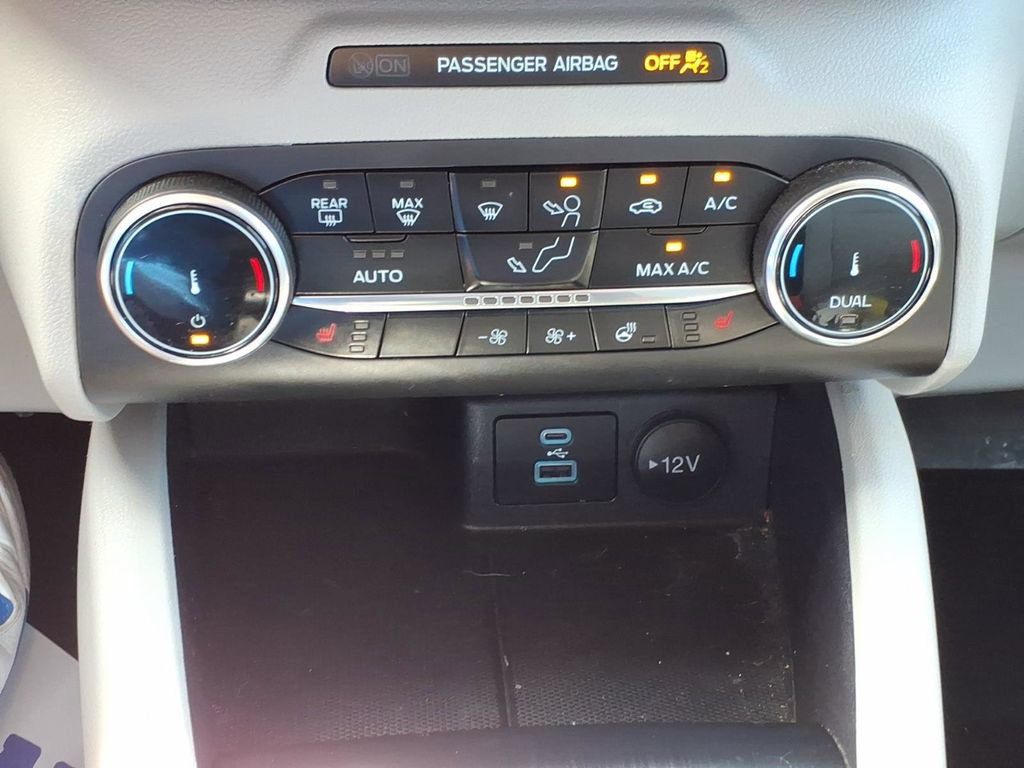 Certified 2023 Ford Escape Active AWD/4WD image 17