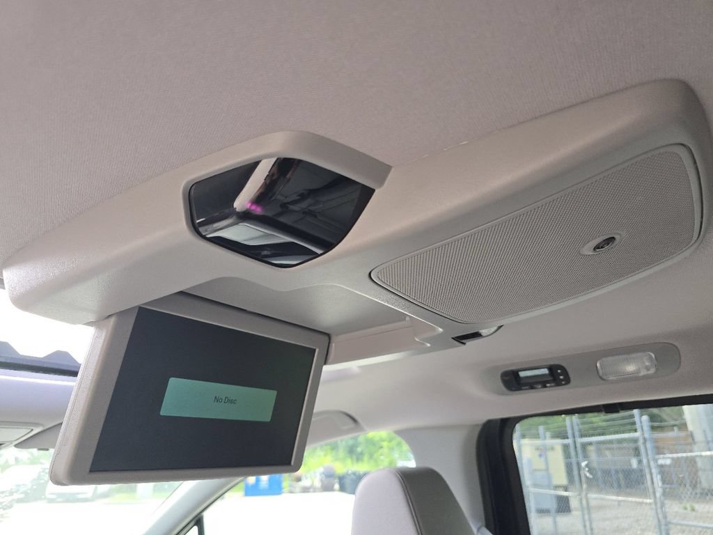 Used 2023 Honda Odyssey Touring image 25