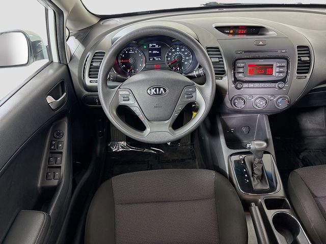 Used 2017 Kia Forte LX image 18