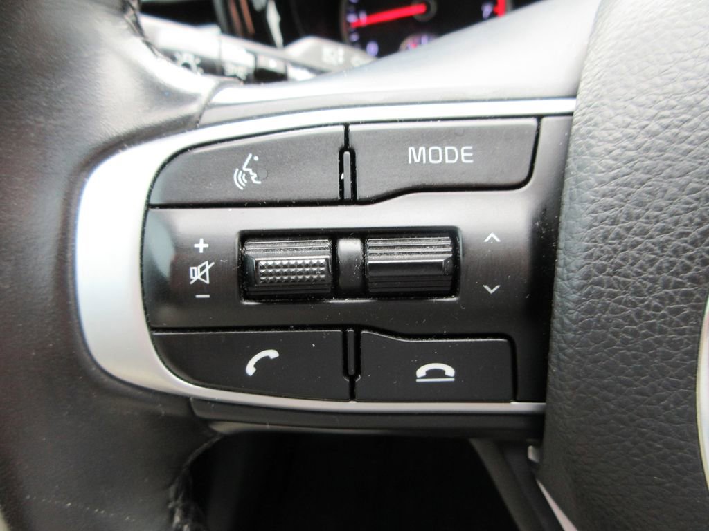 Used 2023 Kia K5 GT-Line image 25