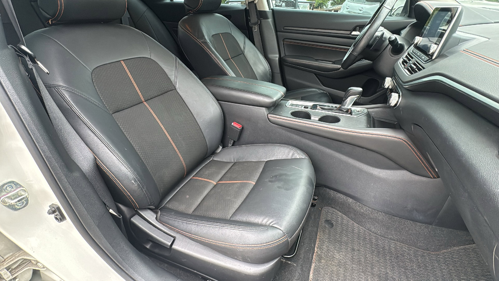 Used 2022 Nissan Altima 2.5 SR AWD/4WD image 31