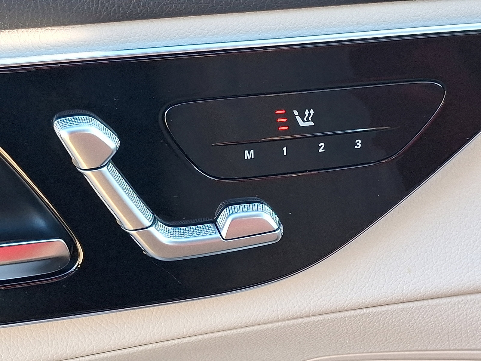 Certified 2026 Mercedes-Benz GLC 300 4MATIC Coupe image 25