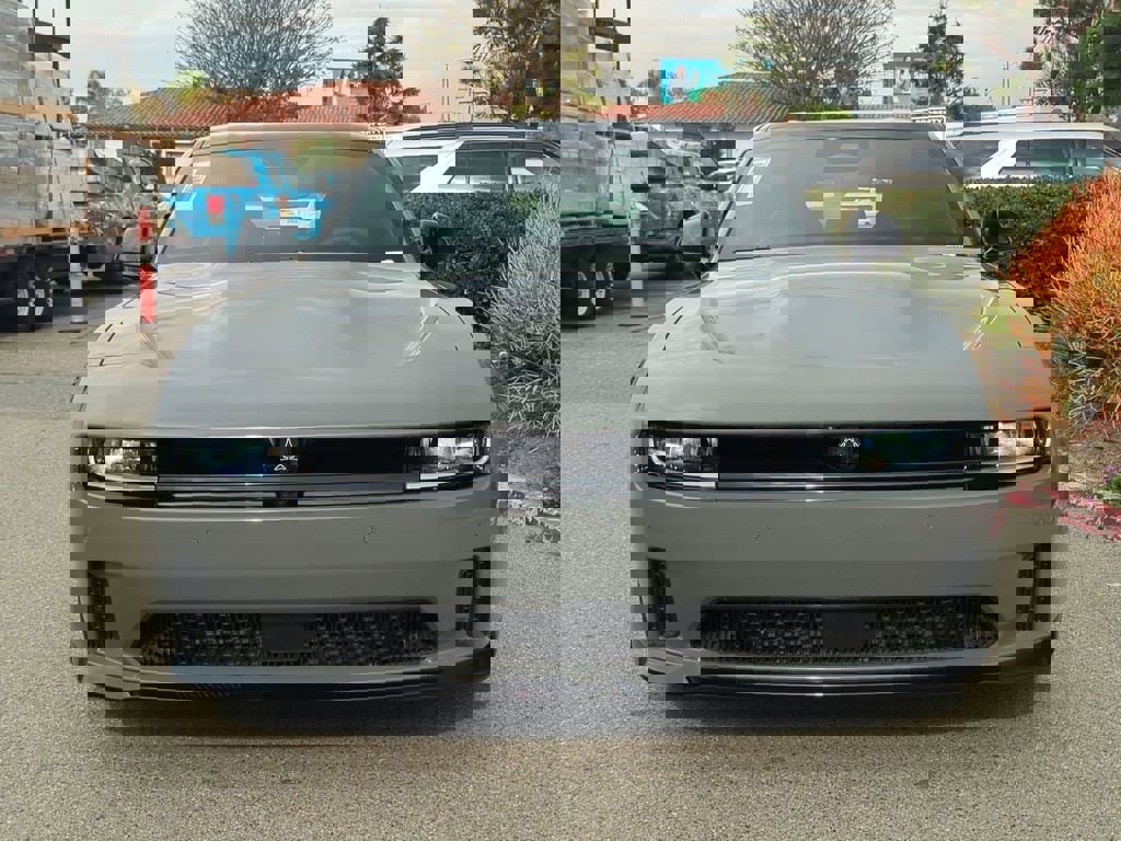 New 2026 Dodge Charger Daytona Scat Pack w/ Track Package image 2