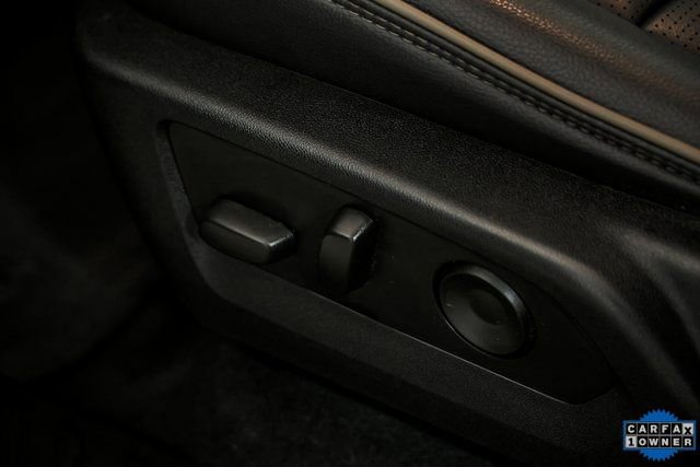 Used 2023 GMC Canyon Denali image 16