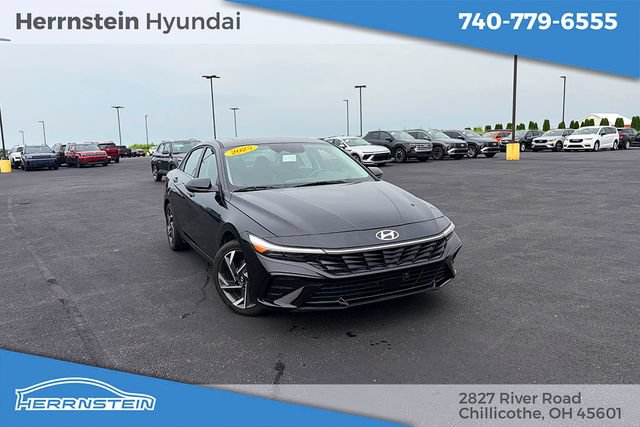 Used 2025 Hyundai Elantra Limited