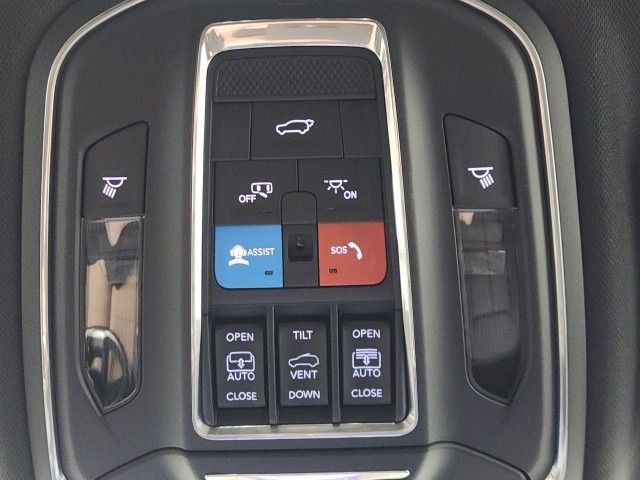 New 2024 Jeep Grand Cherokee Limited 4xe image 36