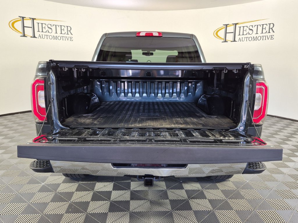 Used 2018 GMC Sierra 1500 SLT w/ SLT Premium Package AWD/4WD image 32