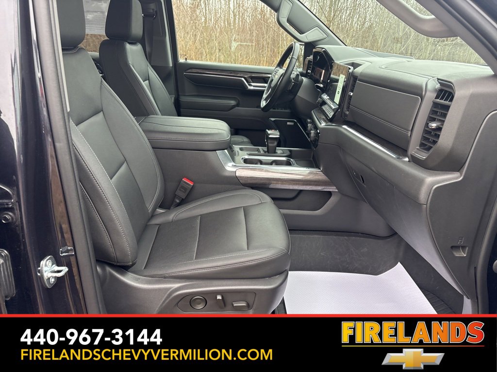 Used 2023 Chevrolet Silverado 1500 LTZ image 38
