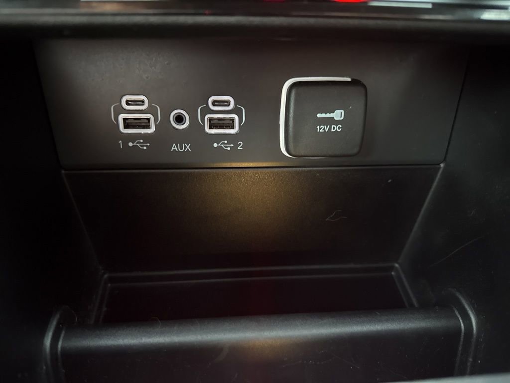 Used 2024 Jeep Grand Cherokee Laredo X image 61