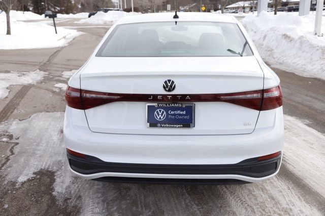 Used 2025 Volkswagen Jetta SE image 6