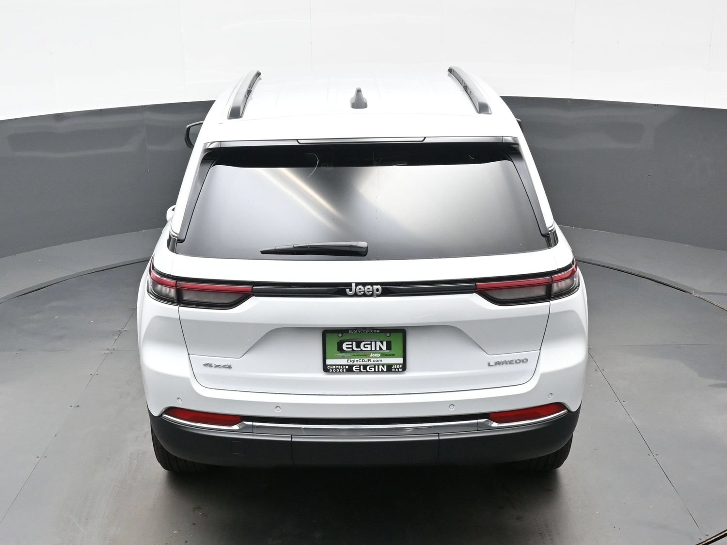 New 2027 Jeep Grand Cherokee Laredo AWD/4WD image 24