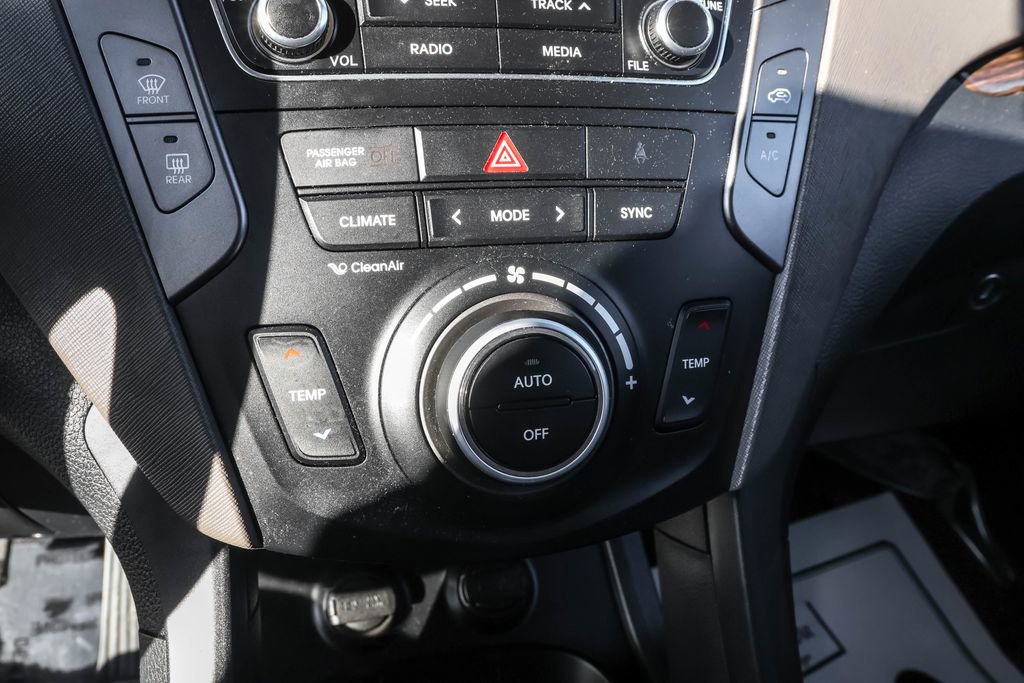 Used 2017 Hyundai Santa Fe Sport image 22