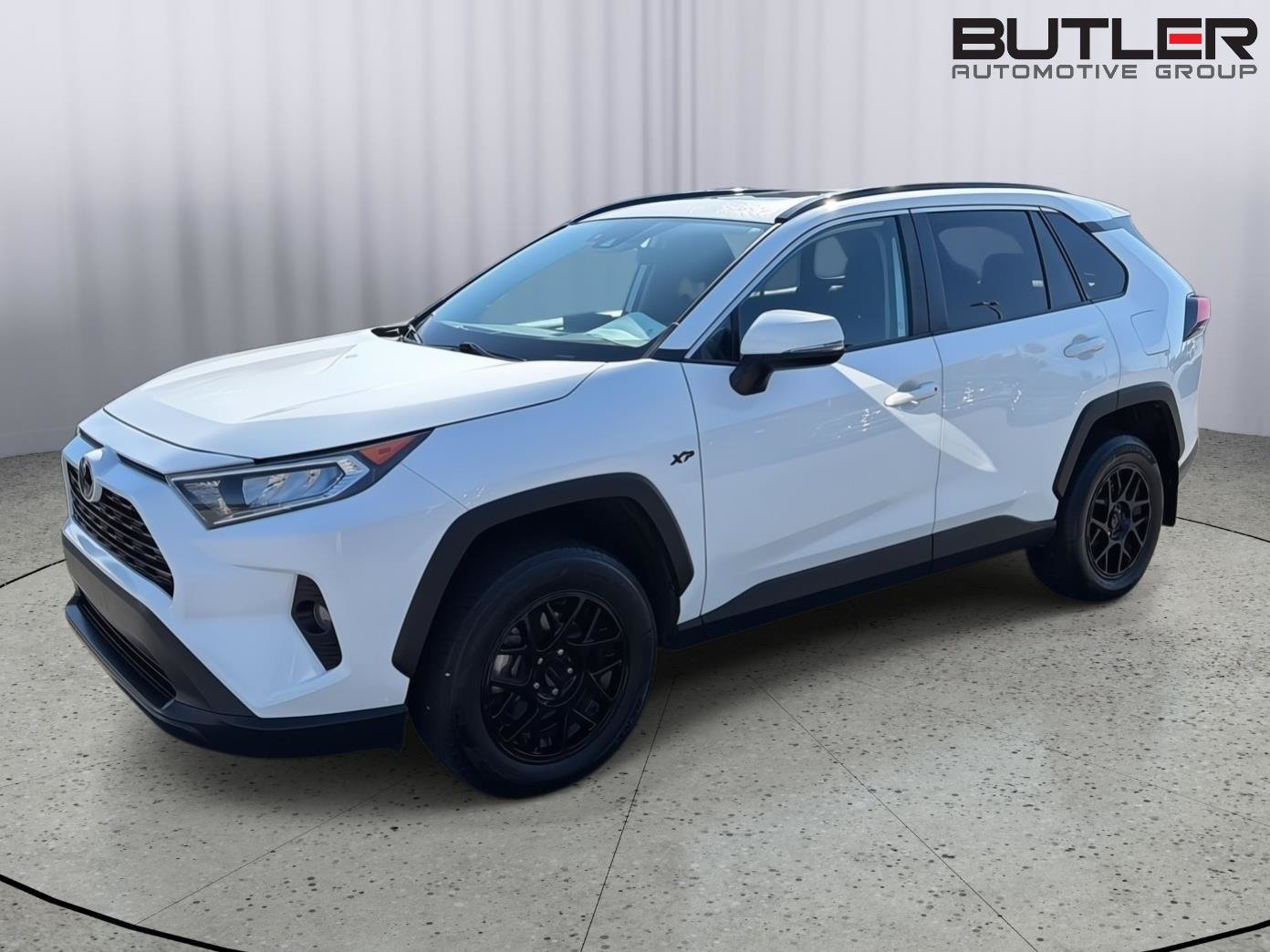 Used 2021 Toyota RAV4 XLE w/ Convenience Package
