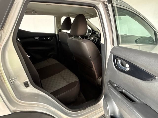 Used 2017 Nissan Rogue Sport SV w/ SV Premium Package AWD/4WD image 25