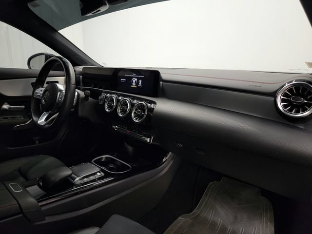 Used 2023 Mercedes-Benz CLA 250 image 24