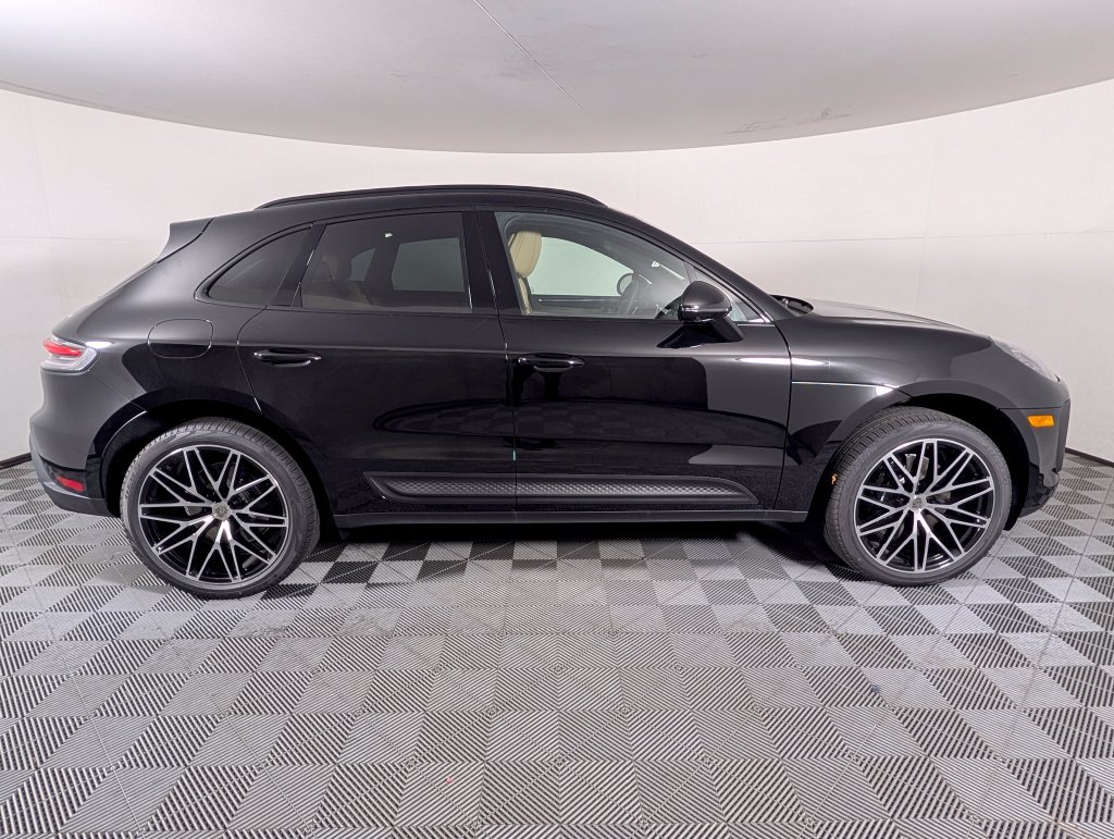 New 2026 Porsche Macan S AWD/4WD image 8