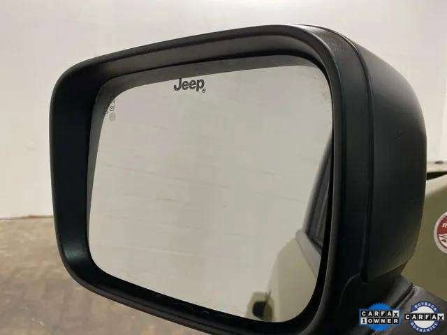 Used 2015 Jeep Renegade Trailhawk w/ Premium Leather Group image 85