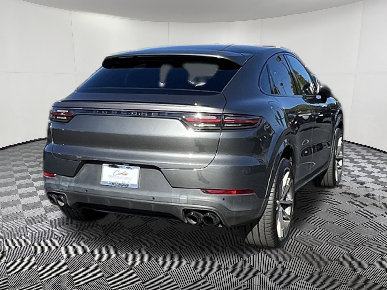 Used 2021 Porsche Cayenne Coupe w/ Premium Package image 6