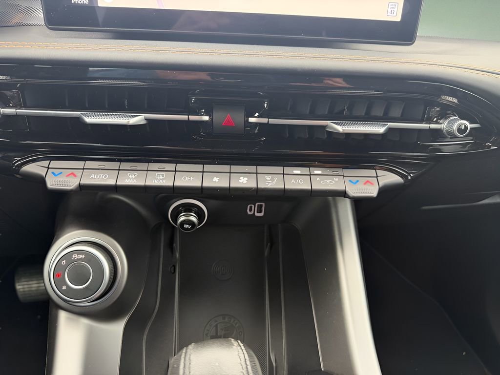 Used 2024 Alfa Romeo Tonale Ti image 23