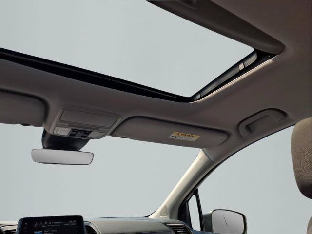 Used 2022 Honda Odyssey EX-L image 11